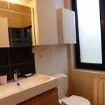 Cute Little House - Classe 3 Etoiles - 200 M Gare - Parking Prive
