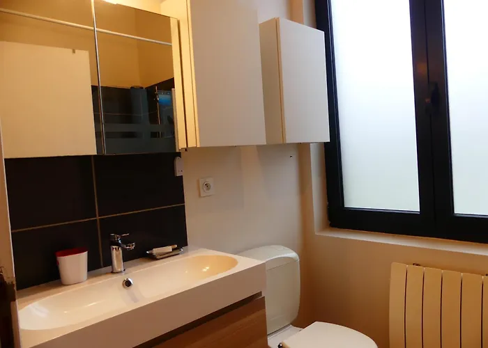 Cute Little House - Classe 3 Etoiles - 200 M Gare - Parking Prive